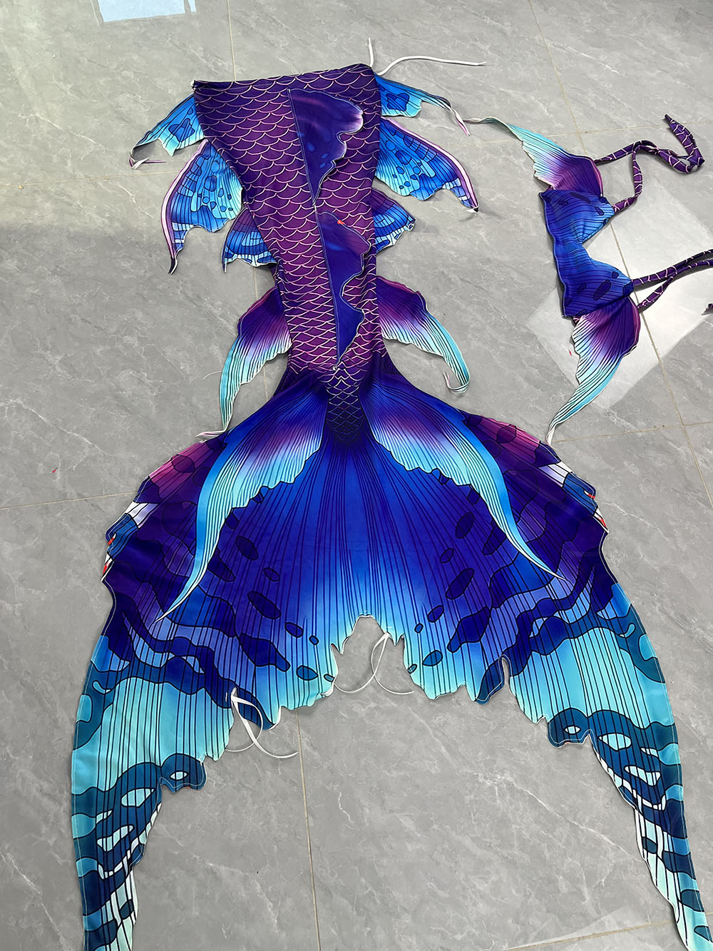 Colorful Dreamy Mermaid Tail A - огляд і ціна Aquarium & Marine Science Center
